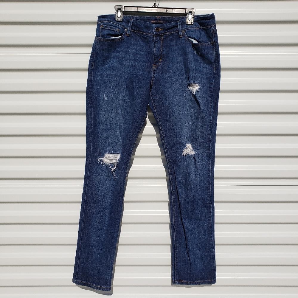 Levi's 545 Skinny leg distressed plus size jeans